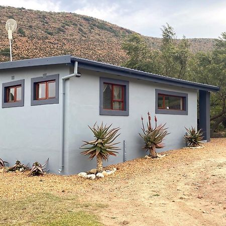 Oaksrest Vineyards Guest Farm Hotell Ladismith Eksteriør bilde