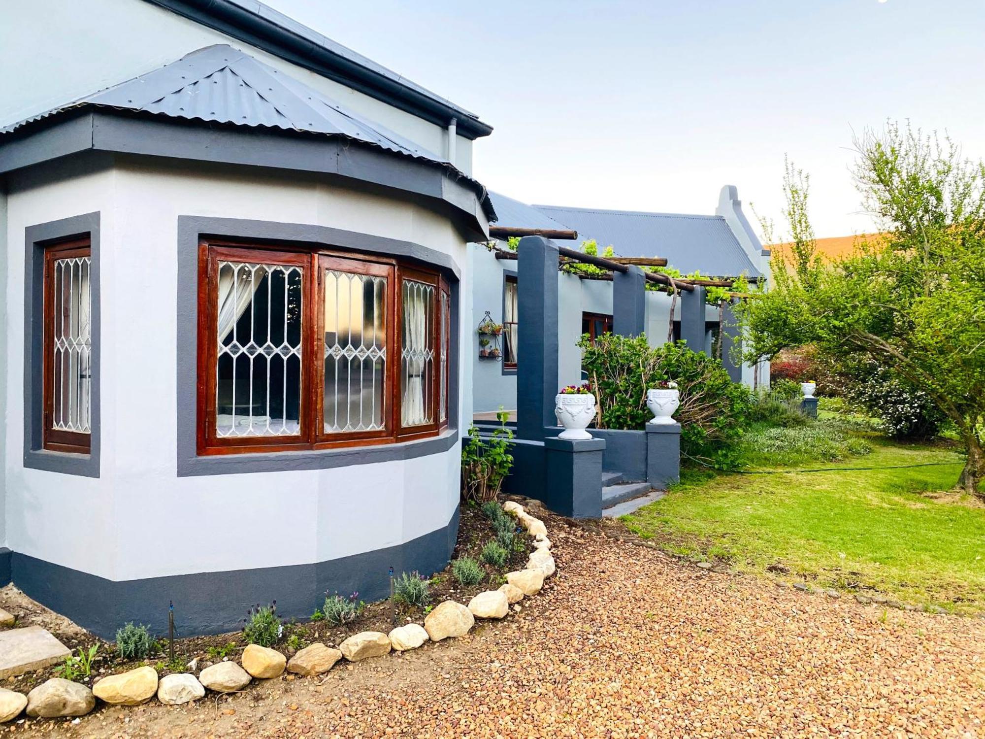 Oaksrest Vineyards Guest Farm Hotell Ladismith Eksteriør bilde
